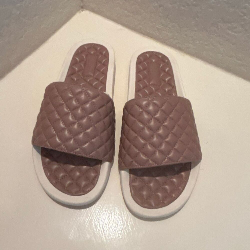 APL Men's Size 11 Lusso Slide Sandal Beachwood Tan Pool Beach Vacation Resortwea